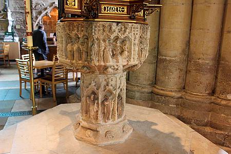 Grantham - The Font